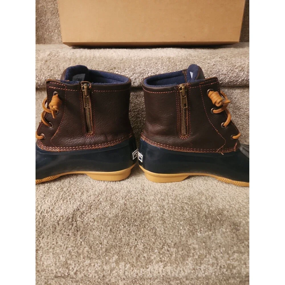 Sperry pre owned
